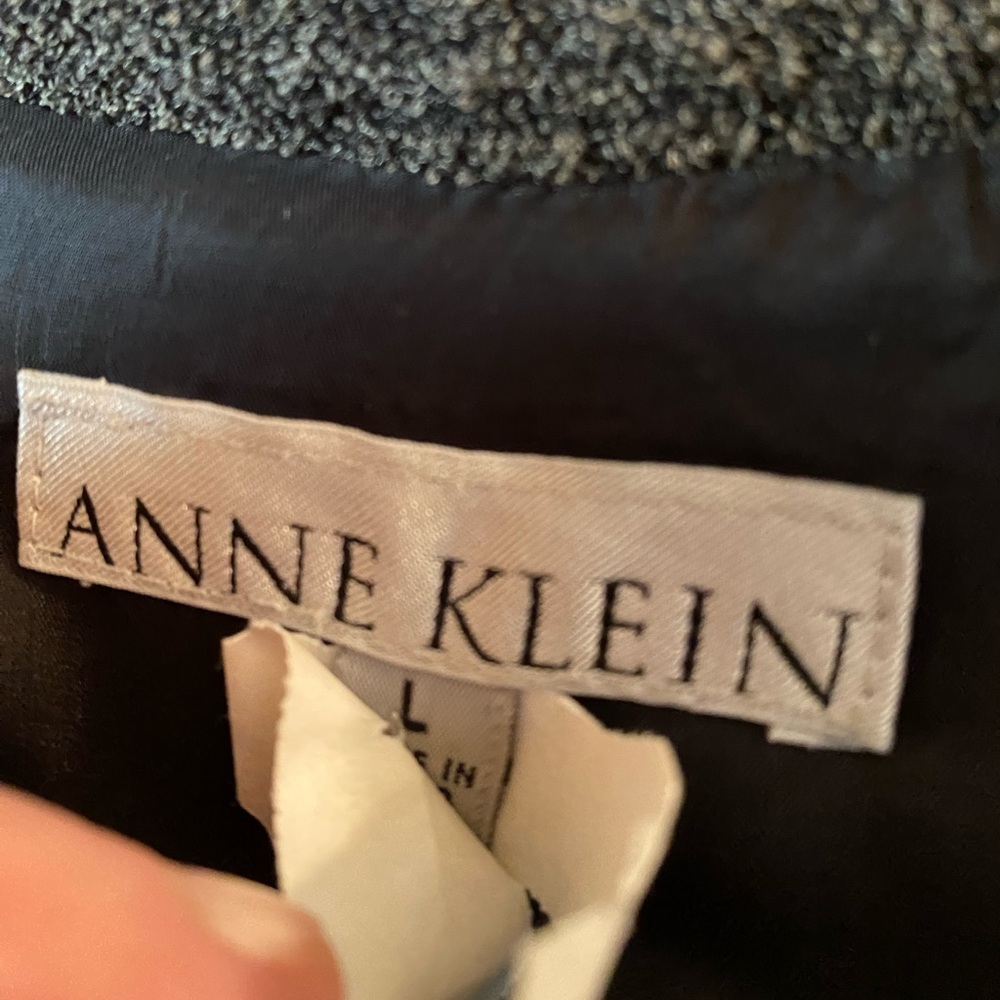 Like New Anne Klein Wool Jacket - Picture 4 of 8